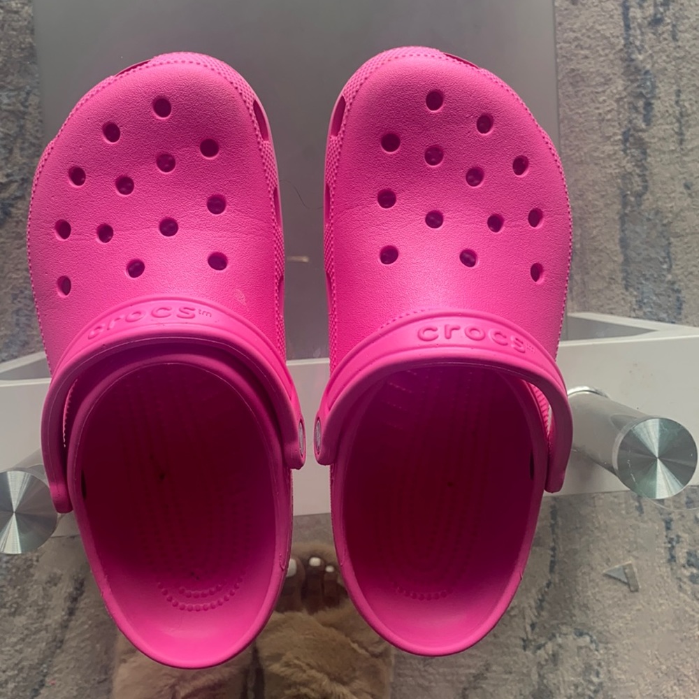 Pink crocs